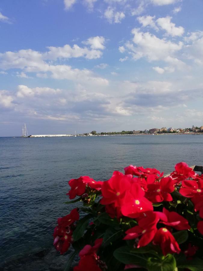 Casa Vacanze Aloha Giardini-Naxos Kültér fotó